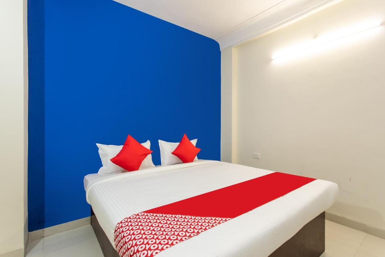Oyo 27862 Hotel Brooklyn Индаур Экстерьер фото