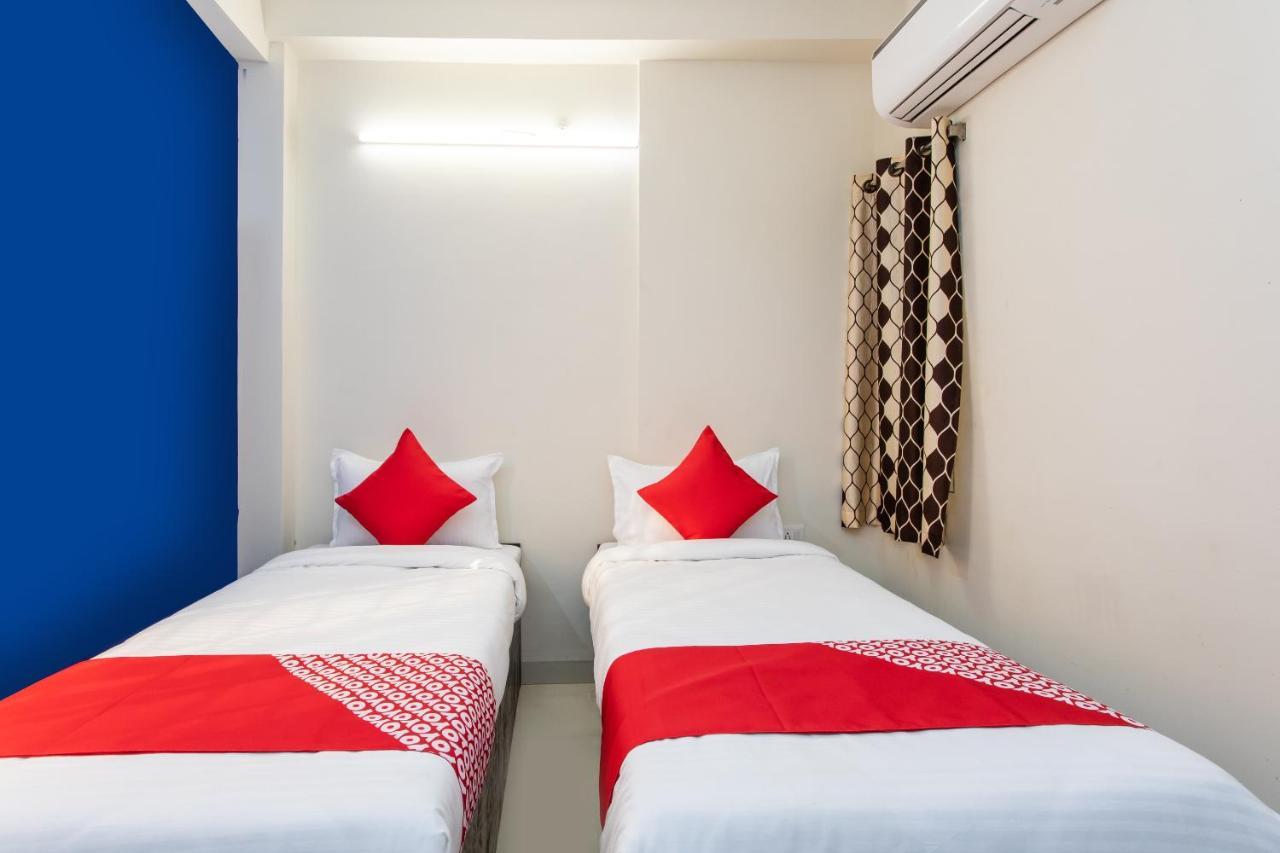 Oyo 27862 Hotel Brooklyn Индаур Экстерьер фото